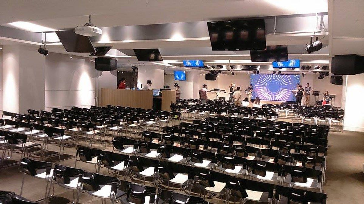 台北復興堂信義會堂主堂內部